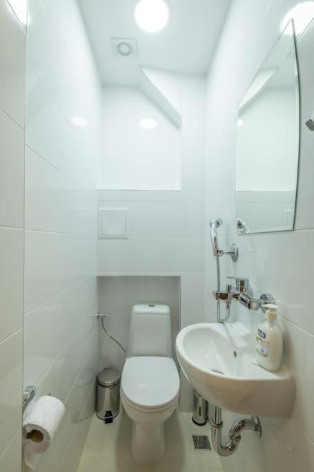 Top Location, Brand New 3 Bdrm Apt & Free Parking Sofia Exterior foto